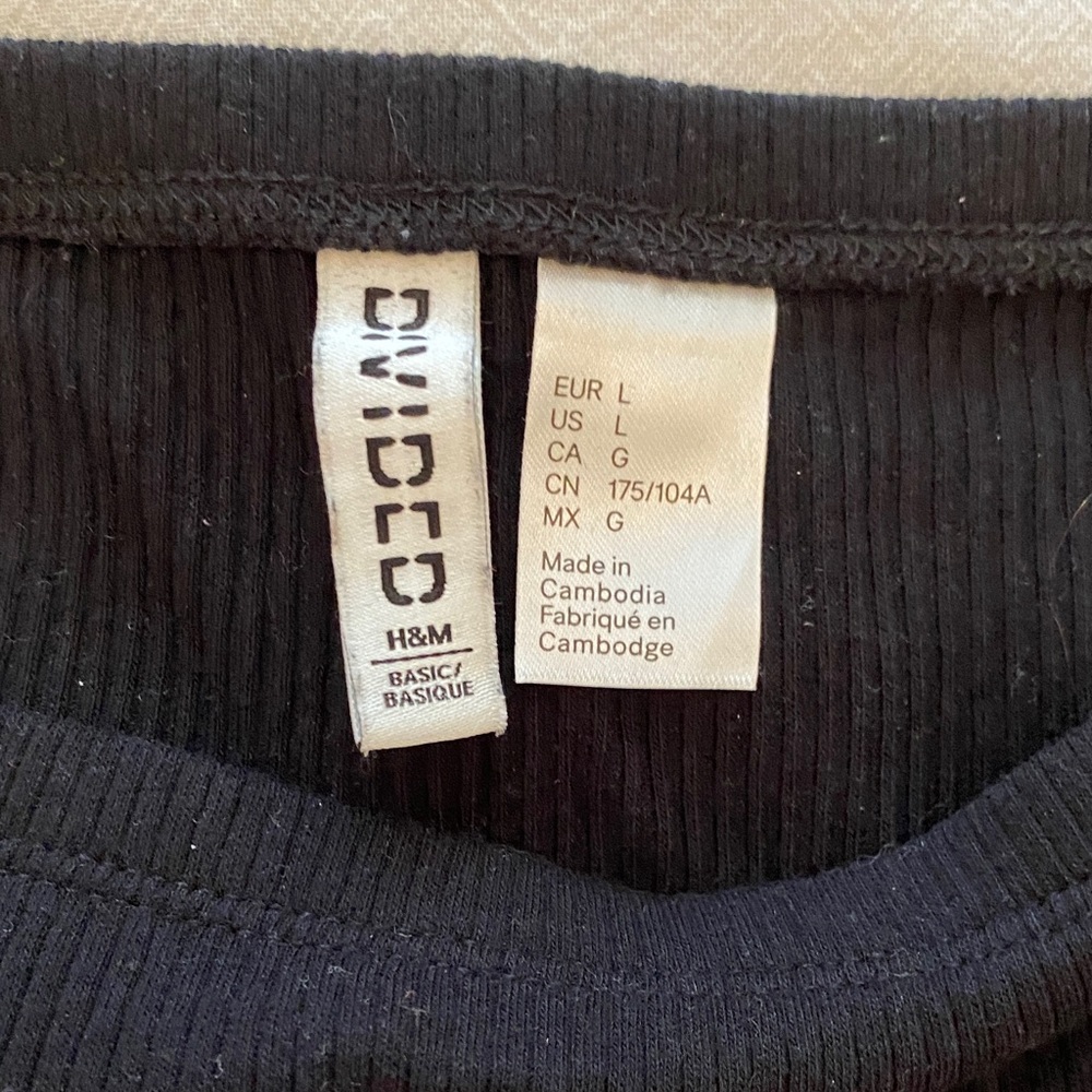 H&M Black Ribbed Top - Picture 2 of 4
